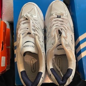 New balance alike sneakers